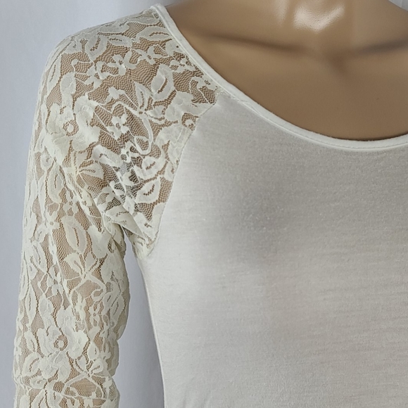 Deb | Off White Lace 3/4 Sleeves Mini Dress - Picture 2 of 9